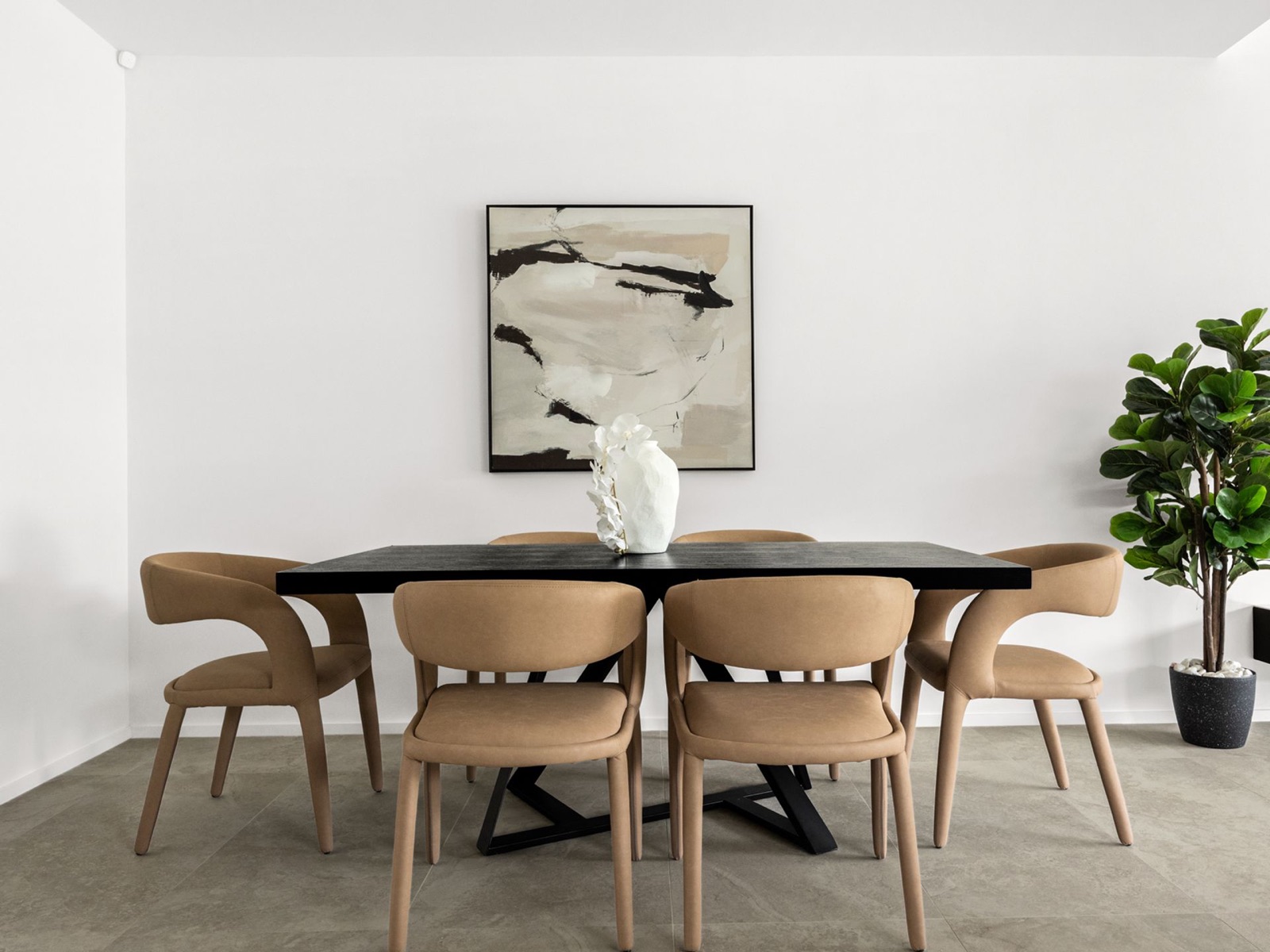 Elegant Designer House — Family & Pet Friendly — photo 2