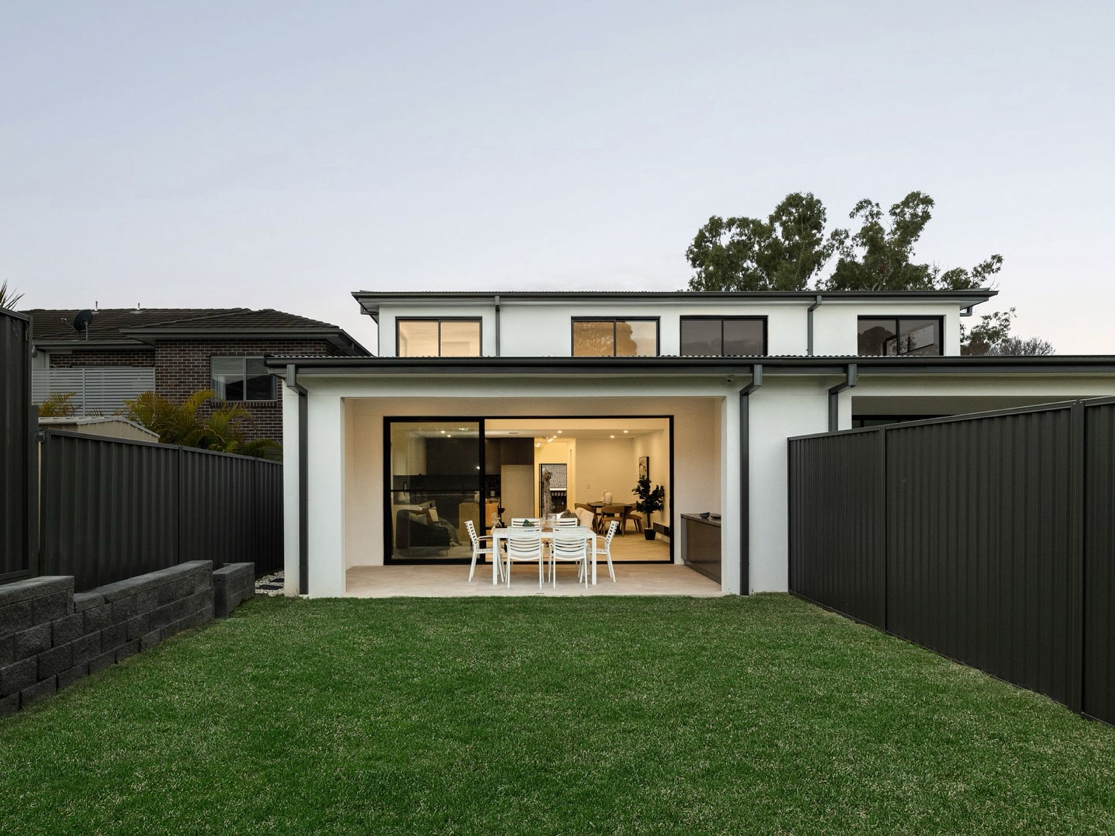 Elegant Designer House — Family & Pet Friendly